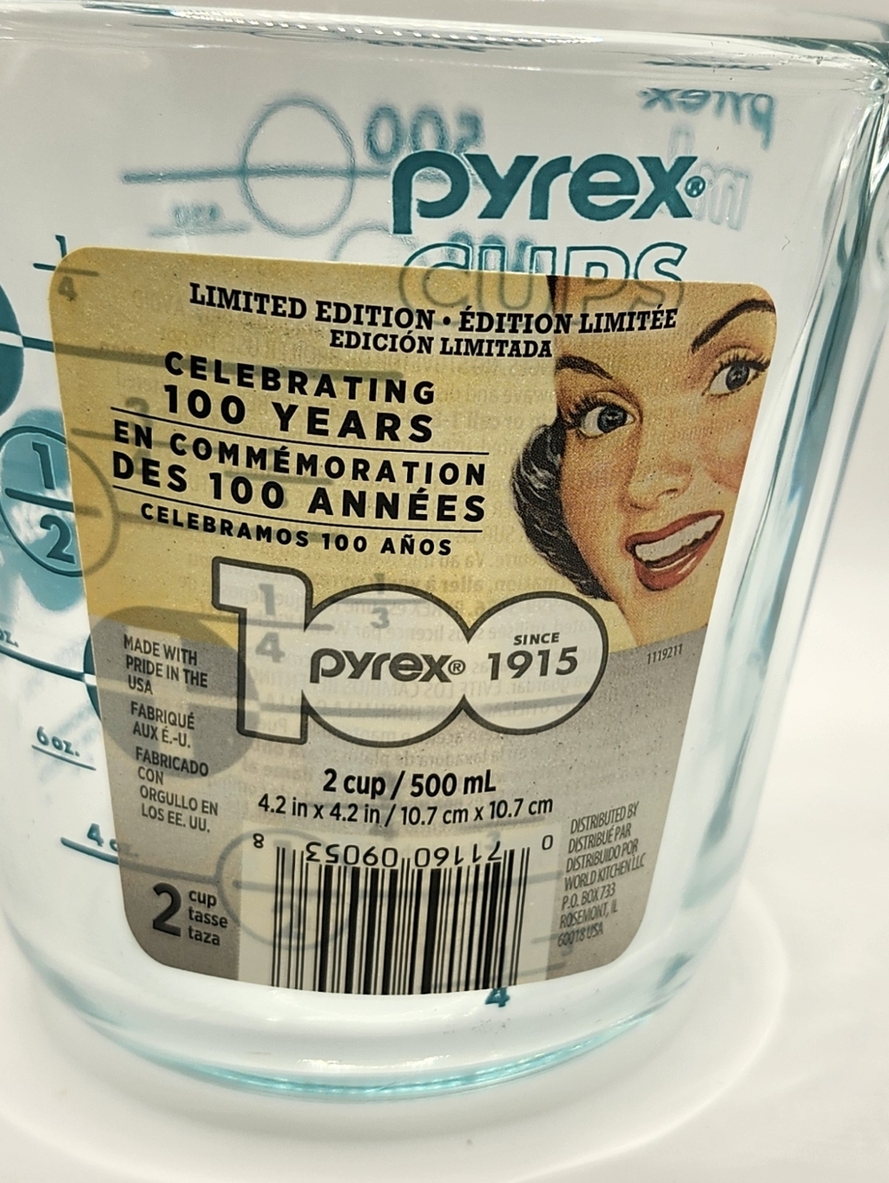 Pyrex 100th Anniversary 2 Cup Measuring Cup Turquoise Limited Edition